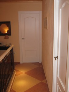 Lacados barnizados Interior vivienda blanco despues