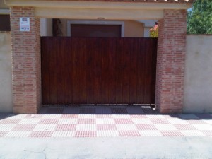 Puerta acabados exteriores mantenimiento despues