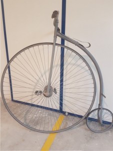 Limpieza de bicicleta con arenado. Después