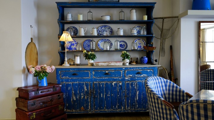 Restauración de muebles de madera con arenado
