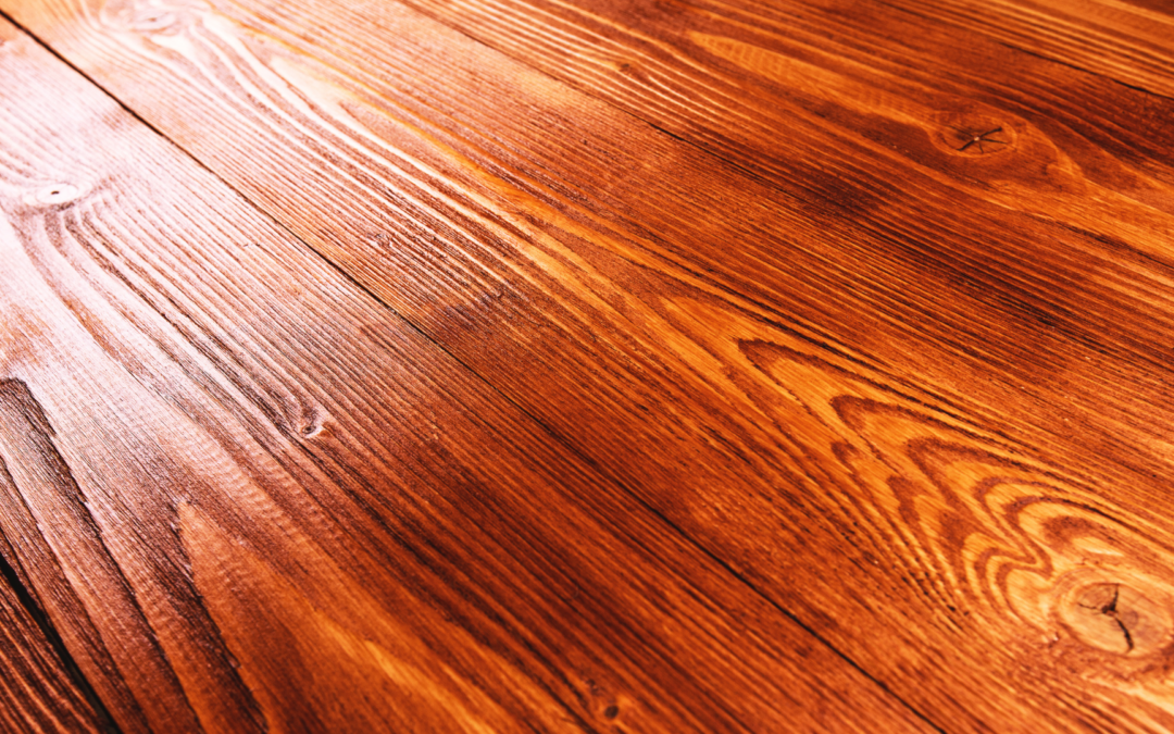Más allá del aspecto: la importancia de los lacados y barnizados en la durabilidad y protección de la madera