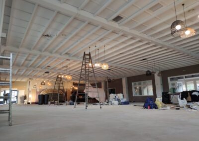 Restauración y lacado en Asador La Casona en Sax Alicante